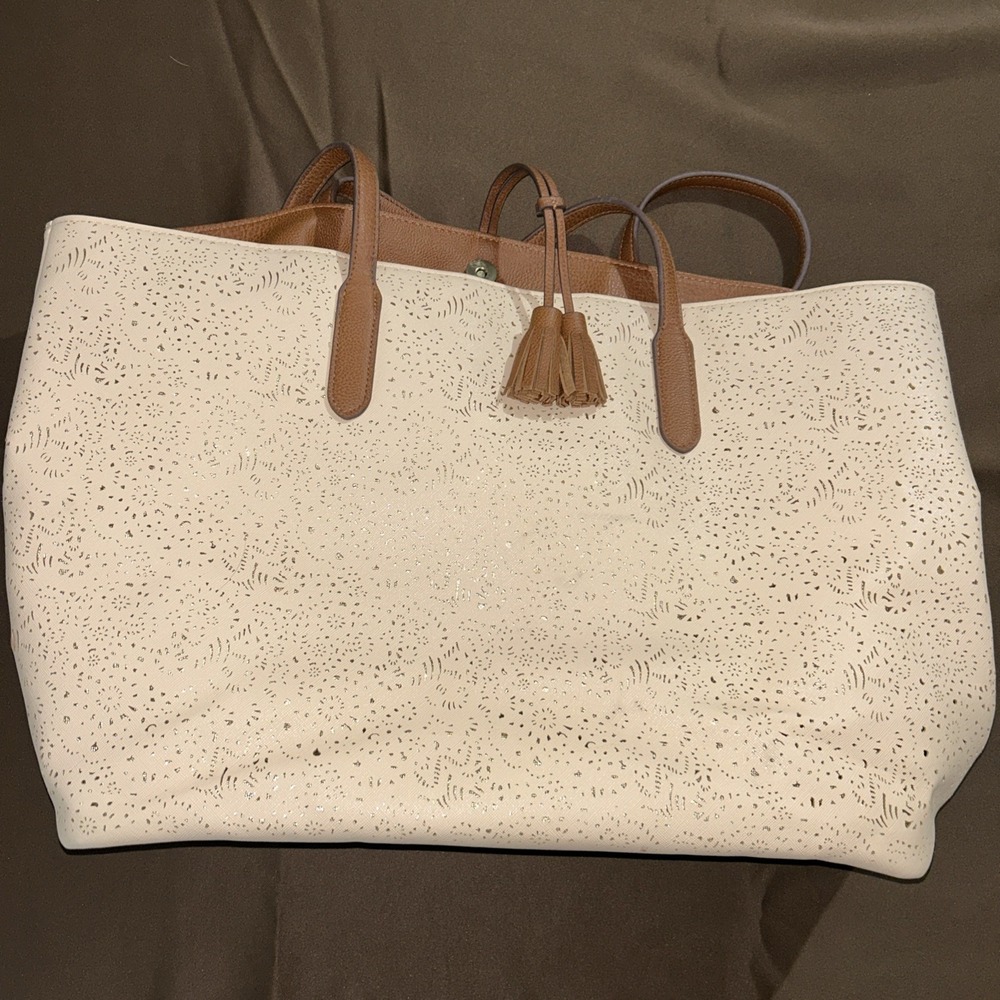 Used Ulta Beauty Large Faux Leather Peach Tote Bag Purse Snap Closure